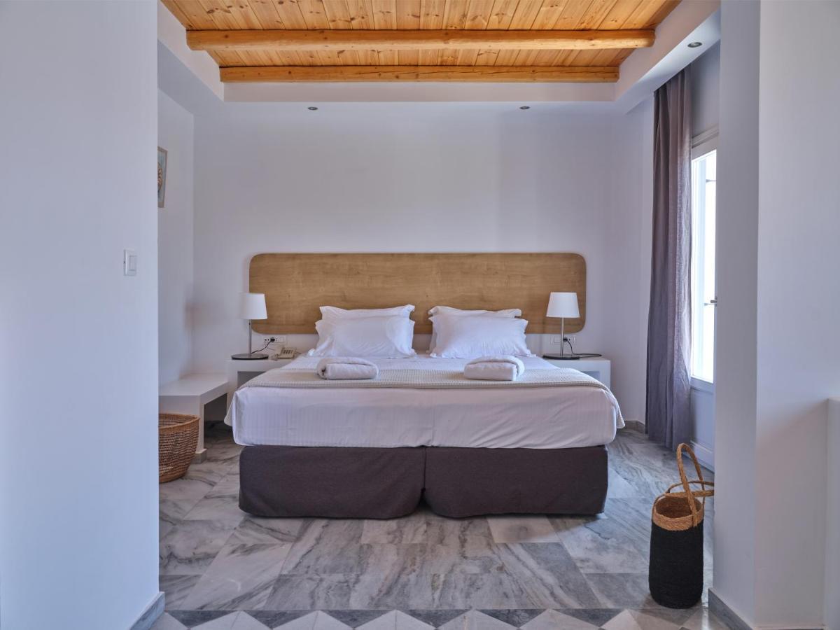 Parian Village Beach Hotel - Adults Only パロス島 エクステリア 写真